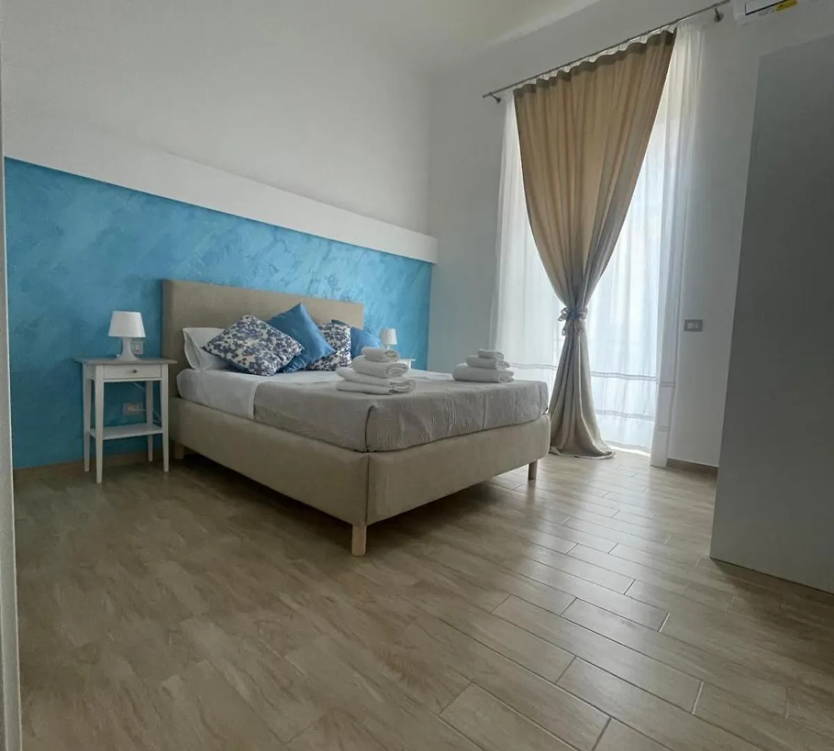 Duomo Luxury Apartament Napoli