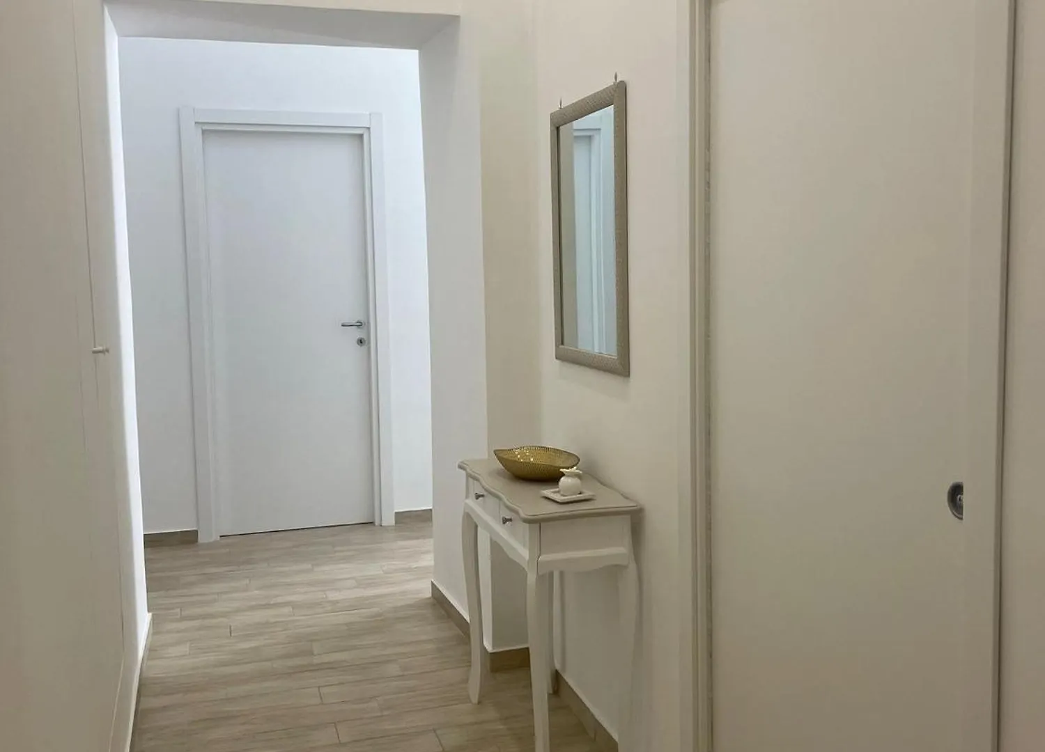 Duomo Luxury Apartament Napoli